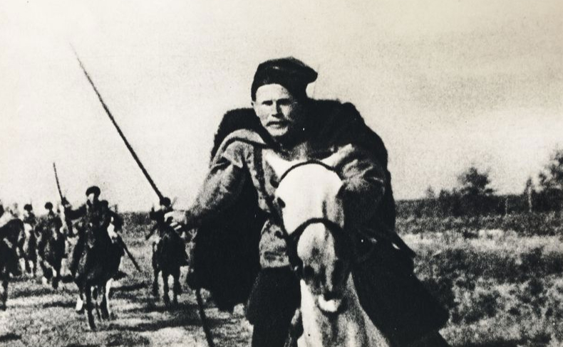 Государство досрочно вернет себе права на «Чапаева» и «Старика Хоттабы