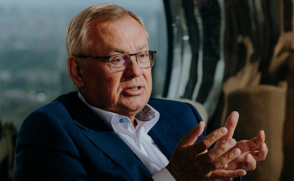 Греф назвал равновесный курс рубля