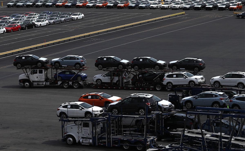 Грузия запретила реэкспорт в Россию автомобилей из США