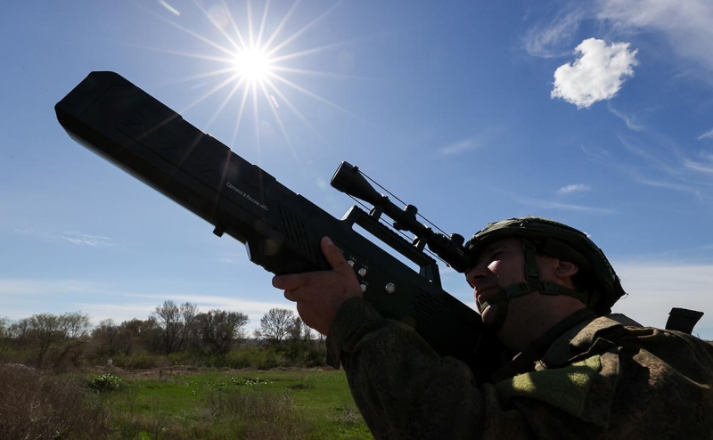 Губернатор сообщил о попытке дронов атаковать военные объекты под