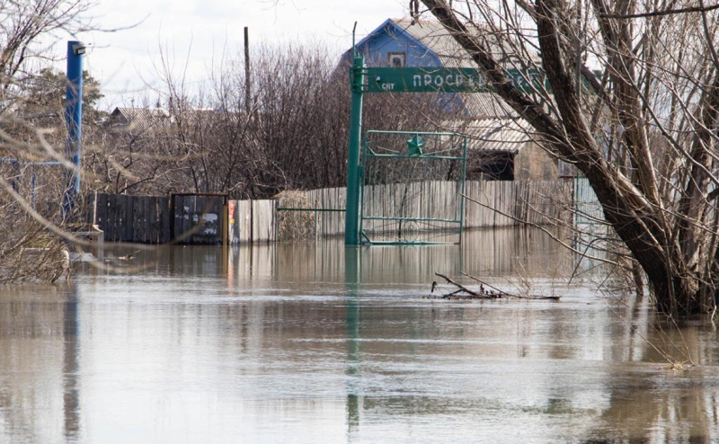 Губернатор заявил о приближении «колоссального объема воды» к Кургану