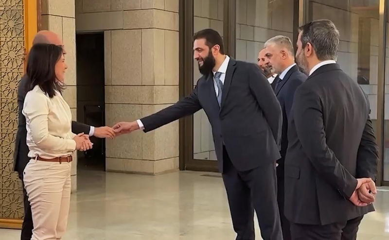 «Хайят Тахрир аш-Шам» заблюрила Бербок на фото со встречи в Дамаске