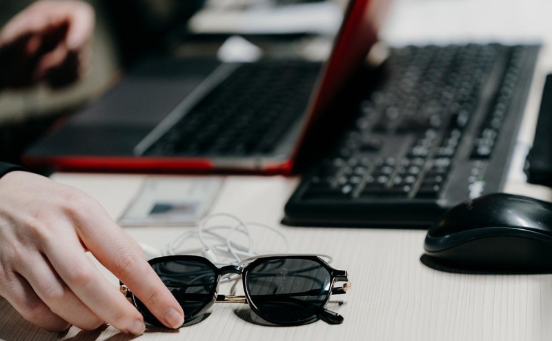 Хакеры атаковали российские компании через взломанные системы для