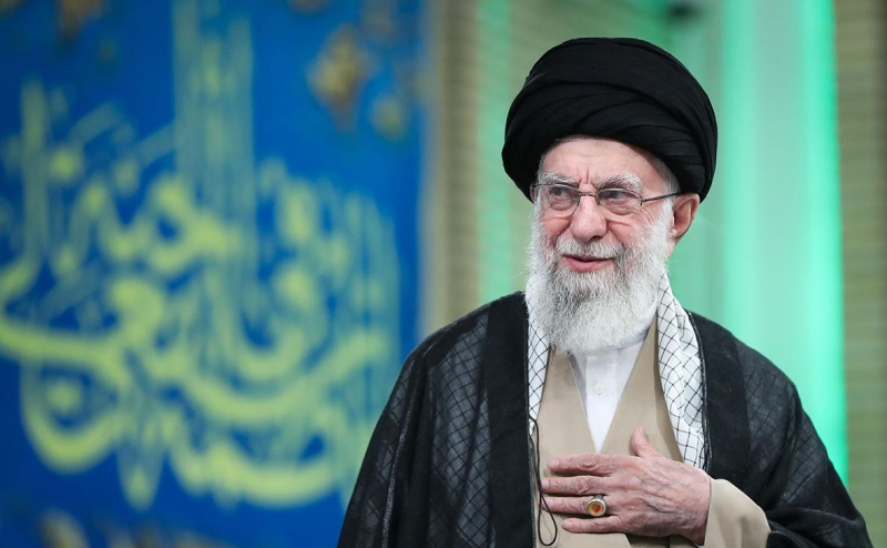 Хаменеи назвал условие новых ударов по военным базам США