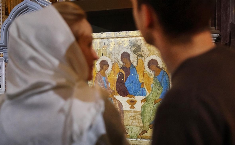 Икона &laquo;Троица&raquo; останется в храме Христа Спасителя до 23 июня