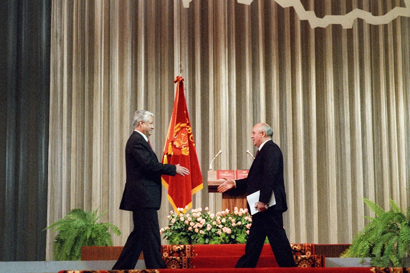 Инаугурации всех президентов России. Как это было