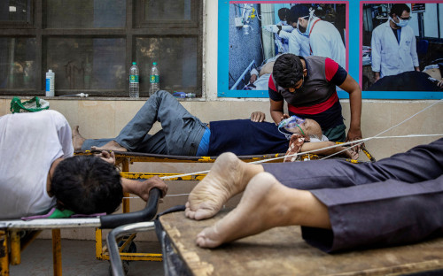 Индия потребовала от соцсетей удалить данные о местном штамме COVID-19