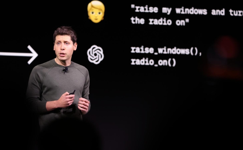 Инвесторы потребовали вернуть уволенного главу OpenAI