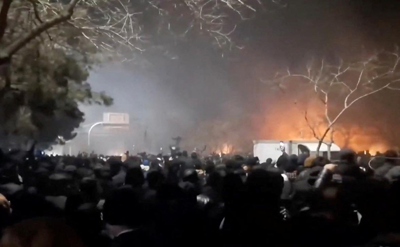 Иран обвинил США и Израиль в массовых протестах