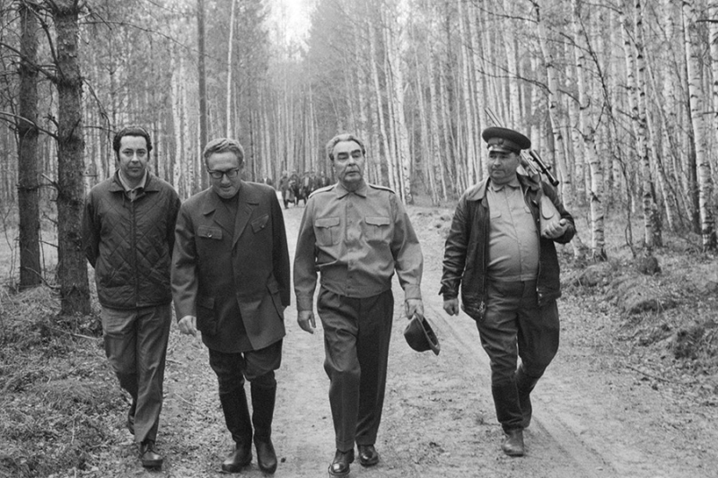 Искусство приоритетов. Жизнь и карьера Генри Киссинджера