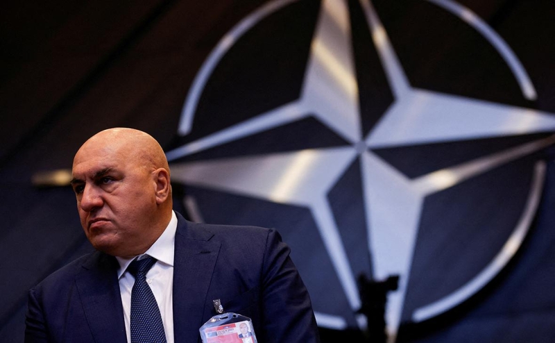 Италия после слов Макрона об Украине призвала «плести паутину