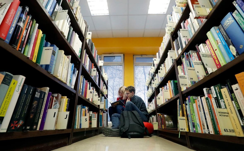 Из федерального списка учебников убрали книги экономиста-иноагента