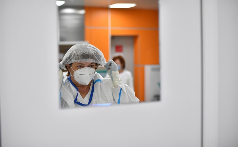 Из крупнейших частных клиник Москвы пропал «Спутник V»