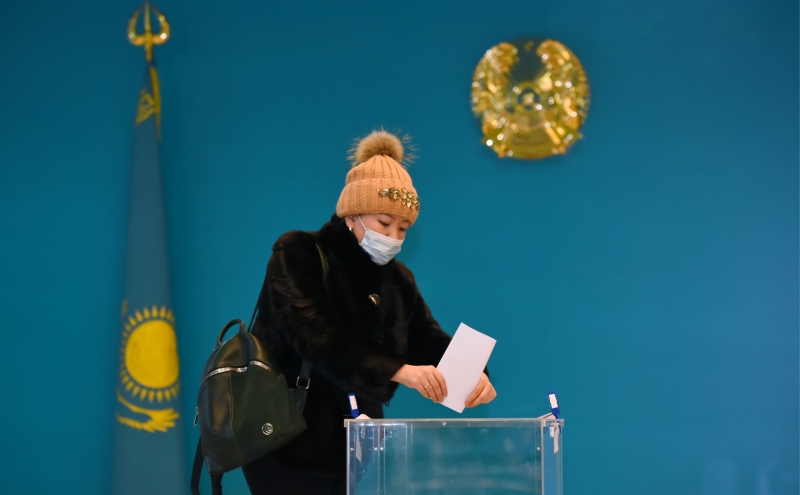 Из проекта новой Конституции Казахстана исключили упоминания о Назарбаеве