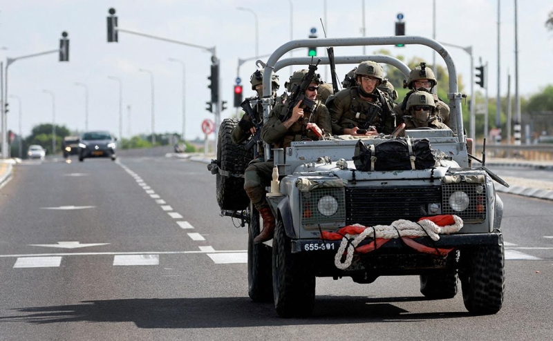 Израиль перебросил четыре дивизии к границе с сектором Газа