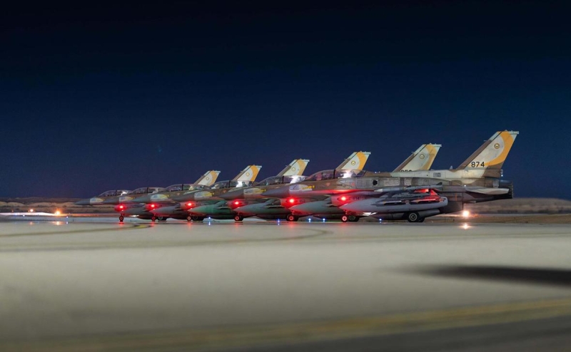 Израиль заявил о гибели глав ВВС КСИР при ударе по подземному штабу