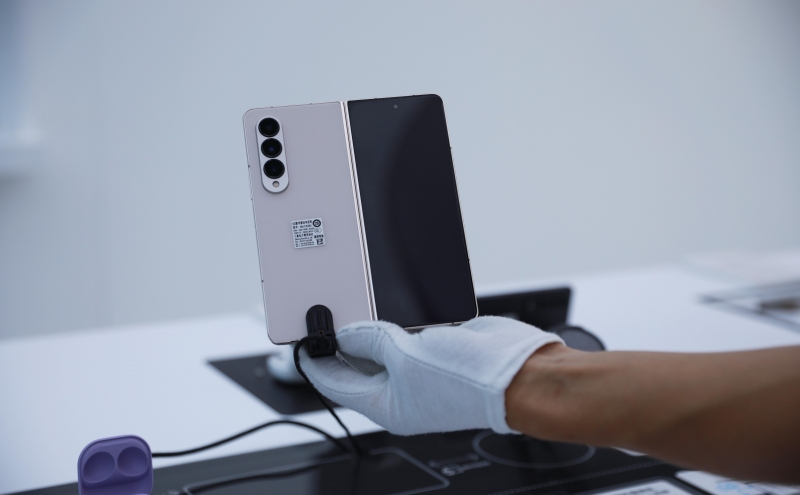 «Известия» узнали о возможном возобновлении работы Samsung в России