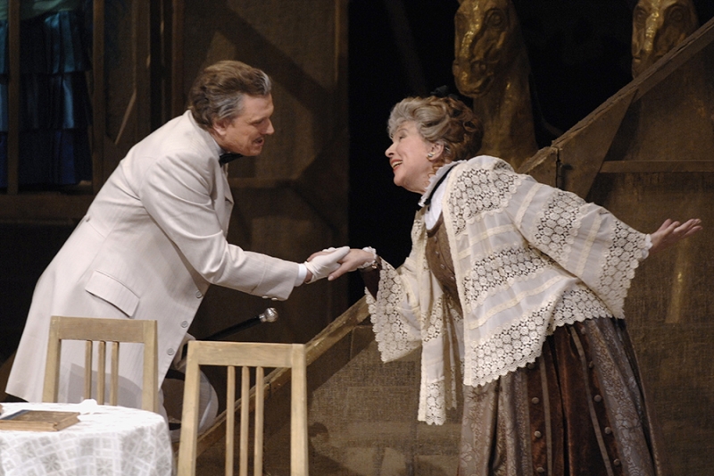 «Я готовила себя к скромной судьбе»: жизнь и карьера Веры Васильевой