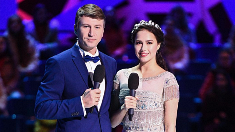 Ягудин выложил забавное видео, где он катается на льду возле дома