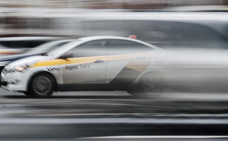 &laquo;Яндекс Такси&raquo; сделает бесплатными поездки при эвакуации