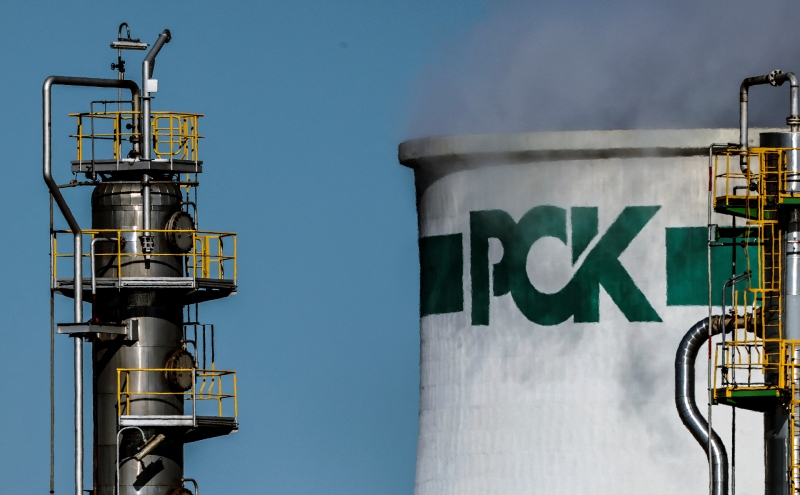 Япония отказалась немедленно ввести эмбарго нефти из России