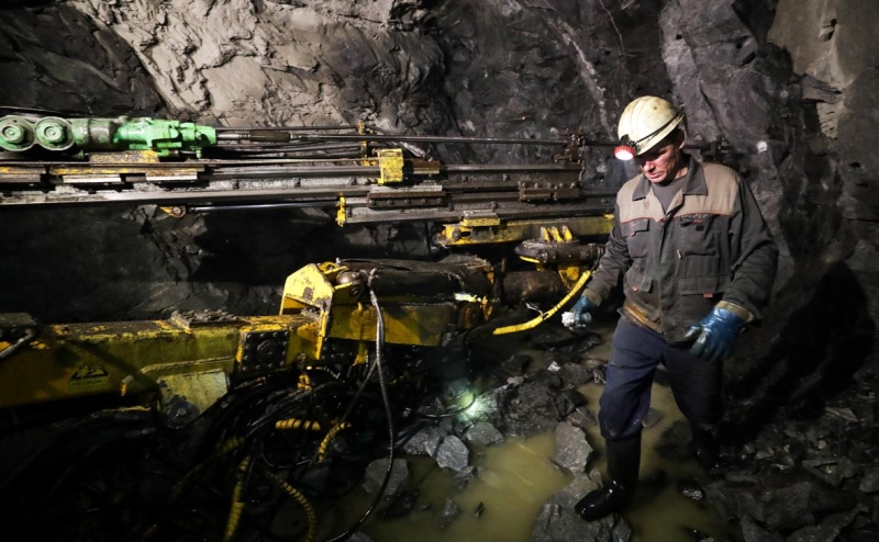 ЮГК раскрыла потери по добыче золота из-за остановки своих шахт