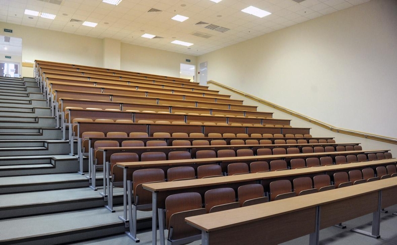 Юрфак МГУ перевели на удаленку до 11 января из-за случая заражения