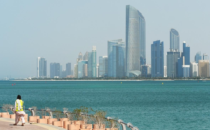 Юристы оценили строгость новых правил открытия карт в банках