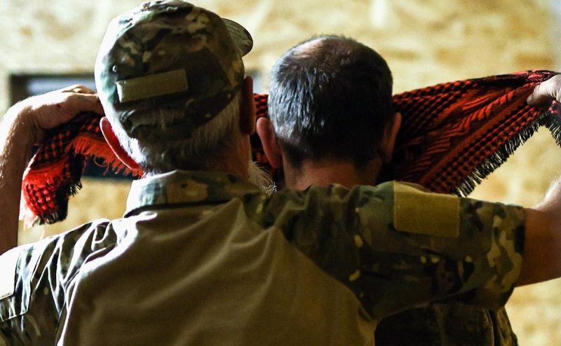 Кадыров предложил пленному солдату ВСУ пистолет и застрелиться