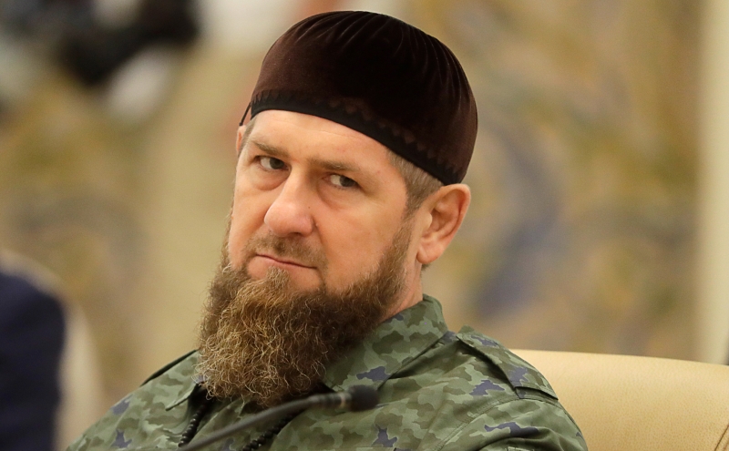 Кадыров соообщил о «зачистке» на «Азовстали» и показал трофейную технику