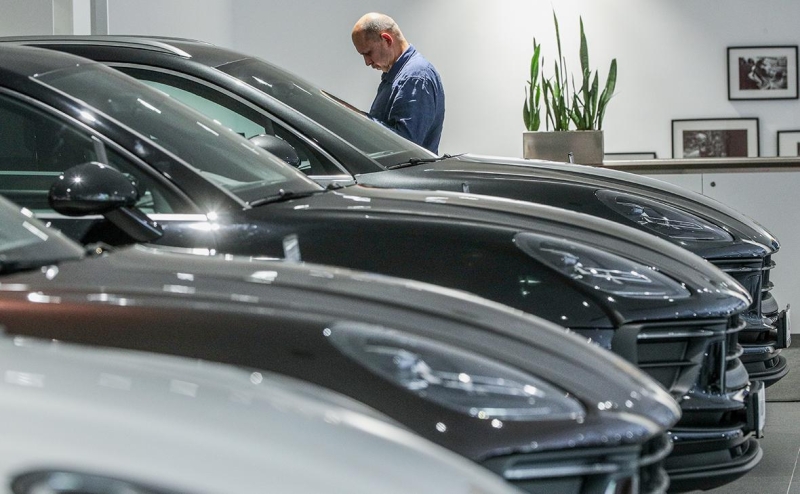 Как число люксовых машин в России достигло почти 20 тыс. Инфографика