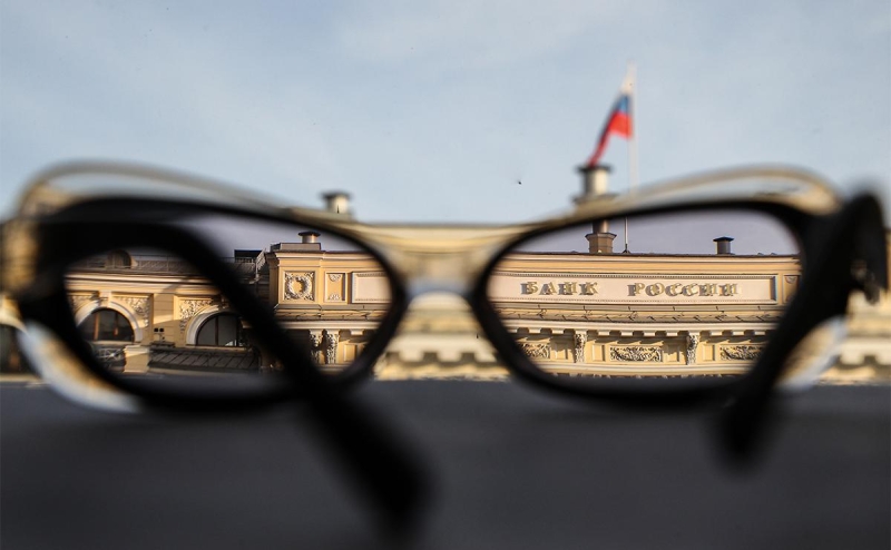 Как и когда резкий подъем ставки ЦБ отразится на вкладах и кредитах