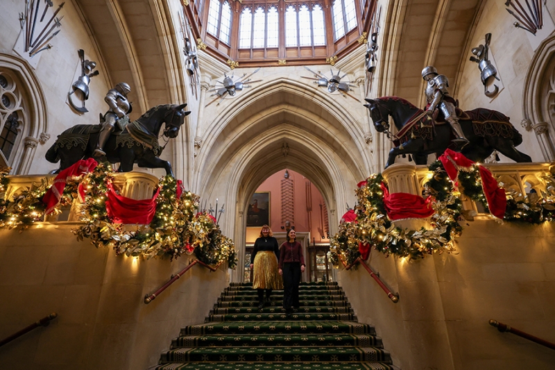 Как мировые лидеры украсили резиденции к Новому году. Фотогалерея