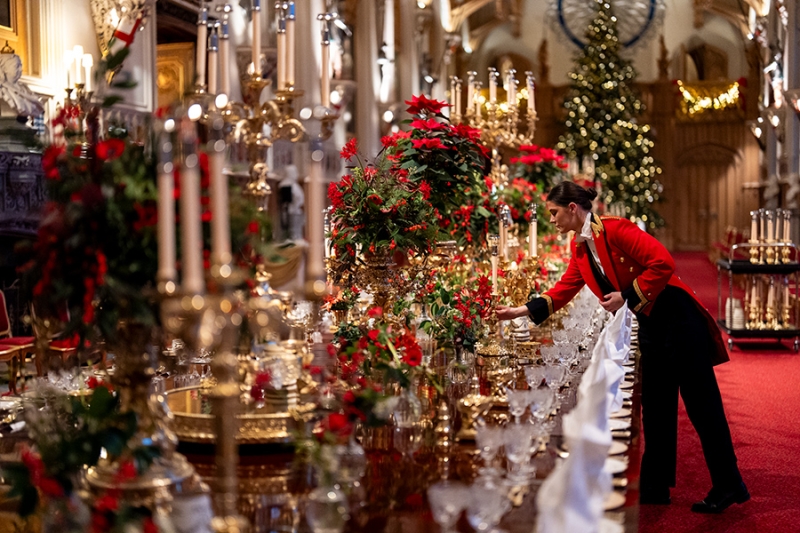 Как мировые лидеры украсили резиденции к Новому году. Фотогалерея