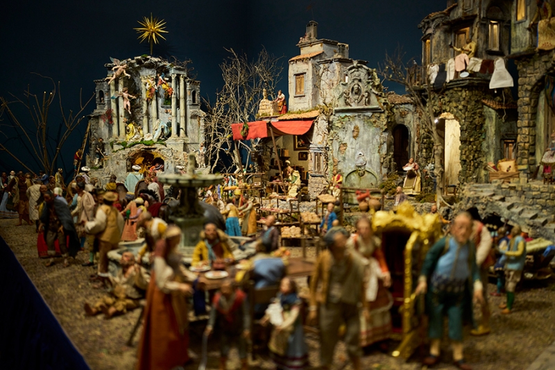 Как мировые лидеры украсили резиденции к Новому году. Фотогалерея