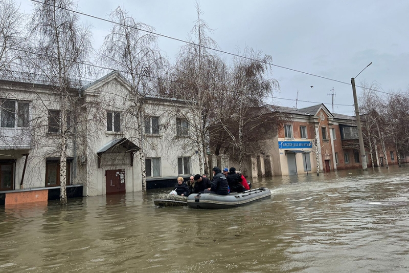 Как Орск пытается справиться с потопом
