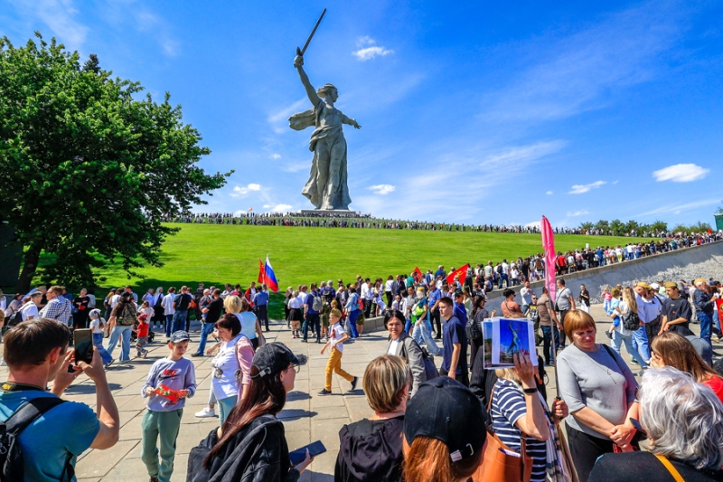Как отпраздновали День Победы в городах России и мира. Фотогалерея