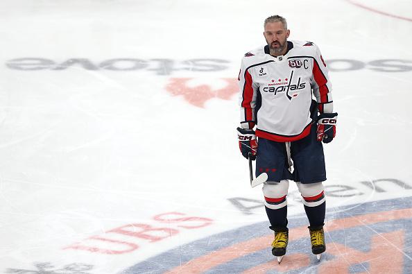 Как Овечкин побил рекорд Гретцки. Фоторепортаж