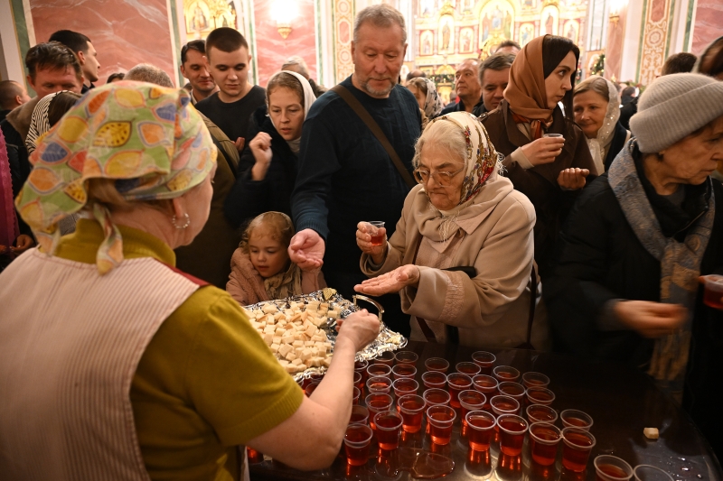 Как празднуют Рождество в России. Фоторепортаж