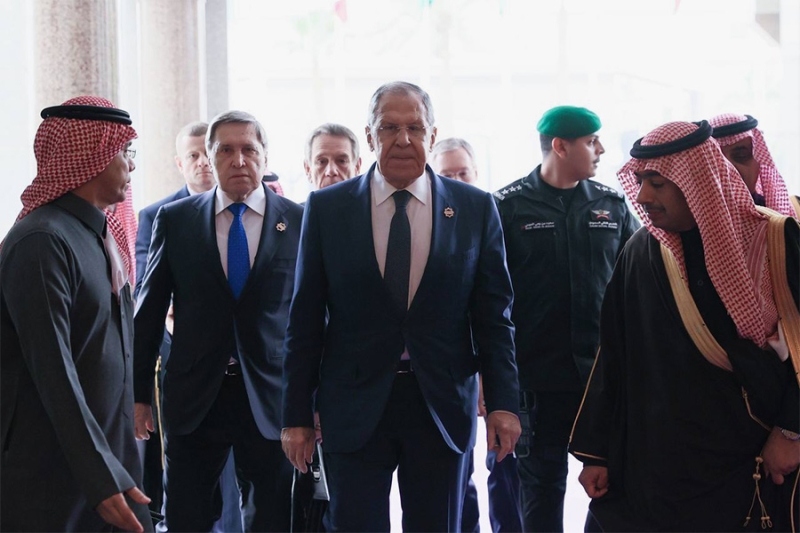 Как проходят российско-американские переговоры в Эр-Рияде