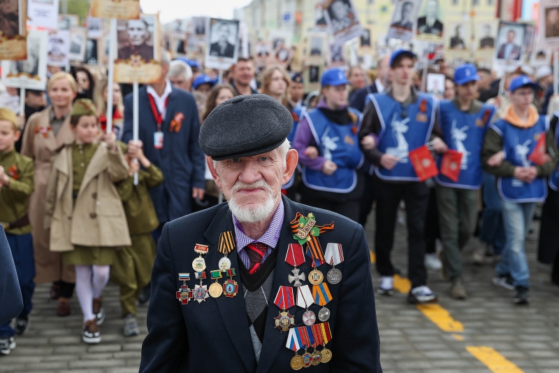 Как прошли Парады Победы и акции «Бессмертный полк»в России