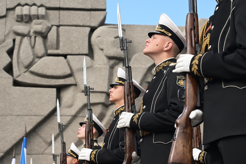 Как прошли Парады Победы и акции «Бессмертный полк»в России