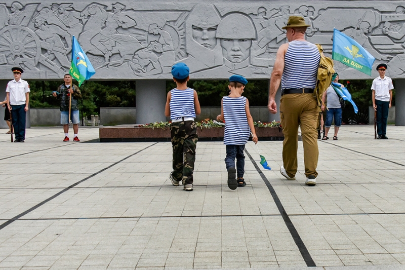 Как прошло празднование 95-летия ВДВ в России. Фоторепортаж