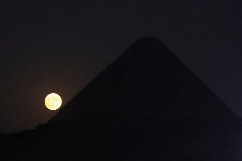 Как выглядела &laquo;Голубая Луна&raquo;. Фоторепортаж