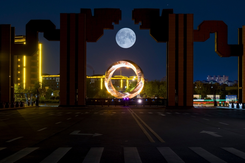 Как выглядела &laquo;Голубая Луна&raquo;. Фоторепортаж