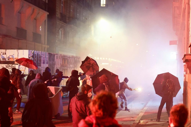 Как выглядели протесты во Франции из-за пенсионной реформы. Фото и