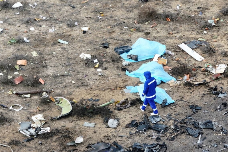 Как выглядит место крушения самолета в Казахстане