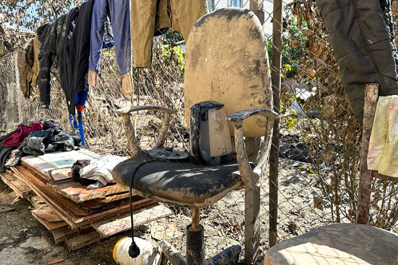 Как выглядит обмелевший Днепр спустя месяц после обрушения Каховской