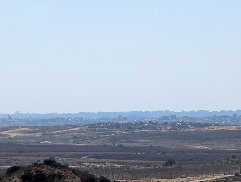 Как живет Израиль во время &laquo;войны на семи фронтах&raquo;