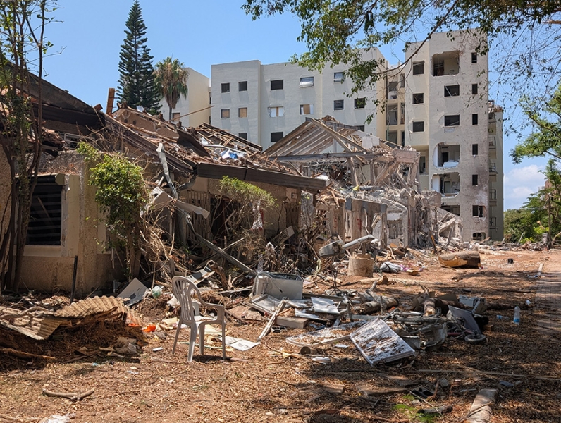 Как живет Израиль во время &laquo;войны на семи фронтах&raquo;